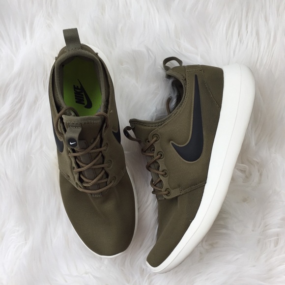 Nike Other - Nike Roshe Two